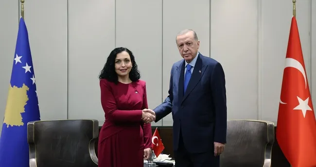 Başkan Erdoğan, Kosova Cumhurbaşkanı Osmani-Sadriu ile görüştü Başkan Erdoğan, Kosova Cumhurbaşkanı Osmani-Sadriu ile görüştü