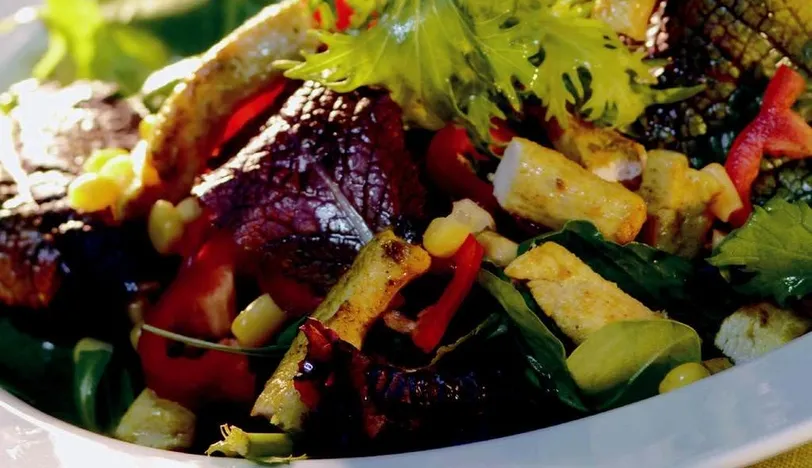 Körili Tavuklu Salata