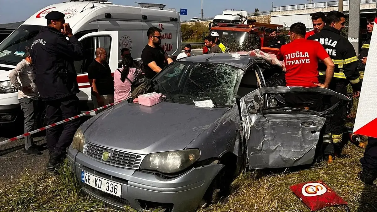 Otomobil refüje çıkarak savruldu! Acı kazada Umay bebek hayatını kaybetti Otomobil refüje çıkarak savruldu! Acı kazada Umay bebek hayatını kaybetti