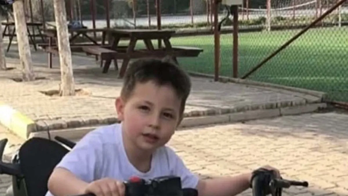 Eskişehir'de kahreden ölüm! Okulda fenalaşan 7 yaşındaki Batur yaşamını yitirdi