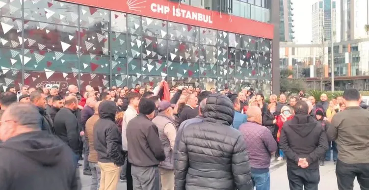 CHP’de rant ve talan kavgası! Partililer kazan kaldırdı: Peş peşe istifalar