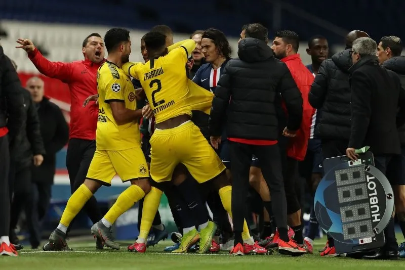 PSG  Borussia Dortmund maçında büyük gerginlik! Emre Can ve Neymar