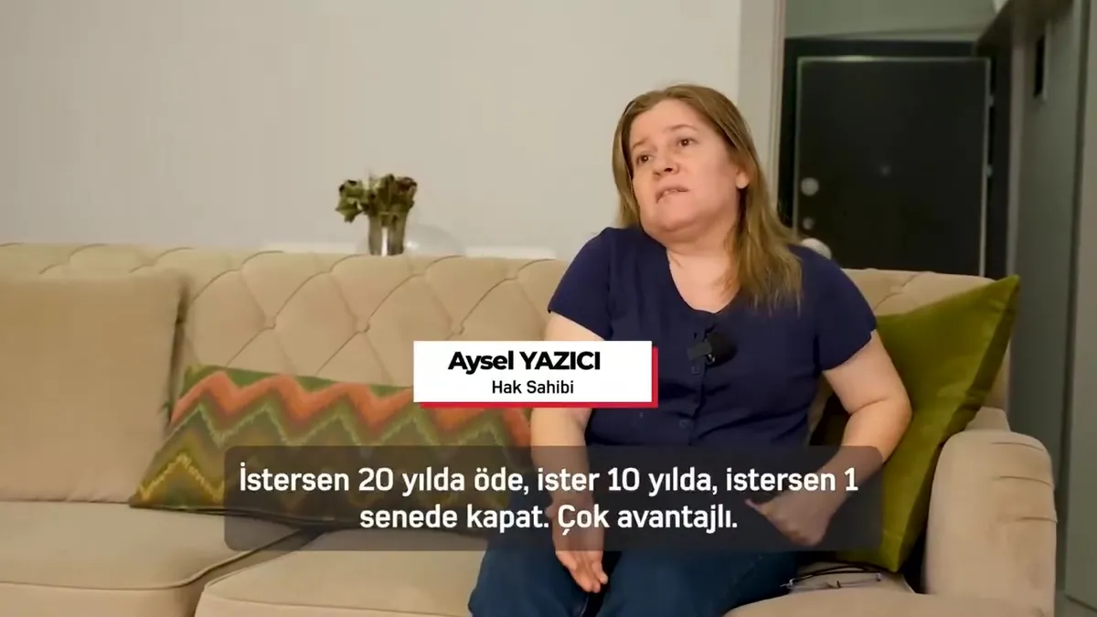 Bakan Kurum TOKİ’nin yaptığı konutlarda oturan ev sahiplerinin görüşlerini paylaştı | Video videosunu izle Bakan Kurum TOKİ’nin yaptığı konutlarda oturan ev sahiplerinin görüşlerini paylaştı | Video videosunu izle