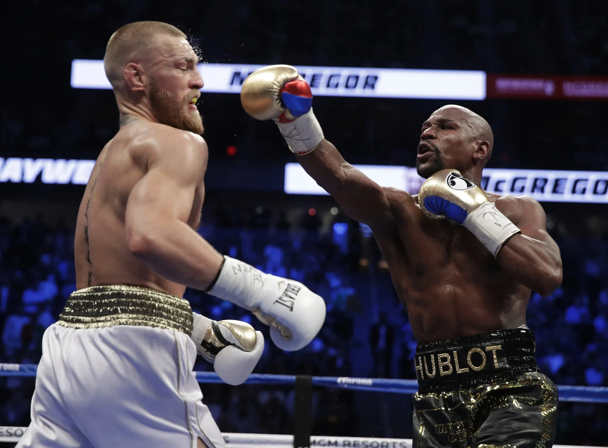 Williams 🆚 Mayweather