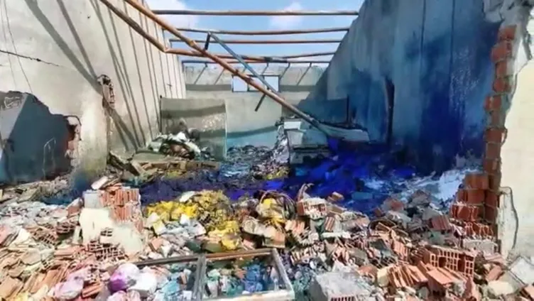 Son dakika! Sakarya'daki fabrika görüntüleri patlamanın şiddetini ortaya çıkardı!