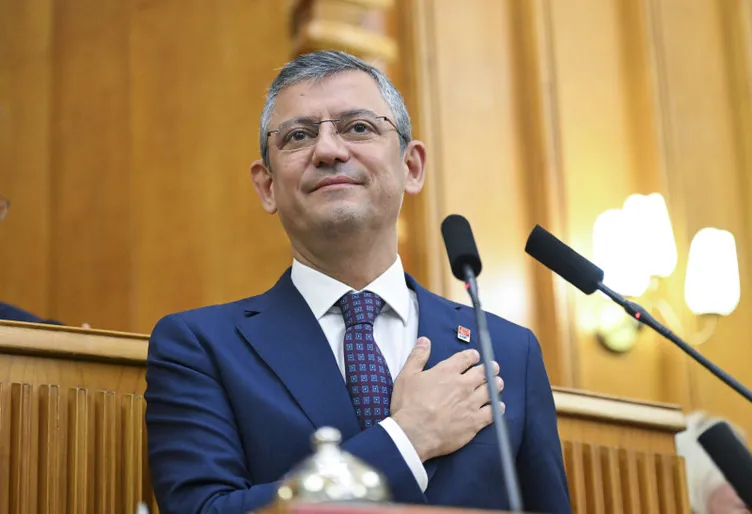 Özgür Özel’den Ekrem İmamoğlu itirafı: Akıl danışıyorum!