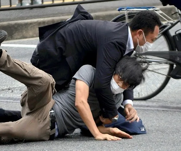 Kanlı suikastı yıllar önce böyle anlatmış! Japonya eski Başbakanı Abe’yi öldüren katilin Twitter paylaşımları ortaya çıktı