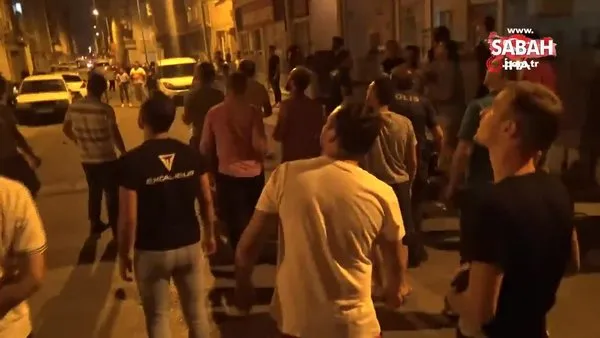 Bursa’da yaklaşık 250 kişi toplanarak fuhuş yaptığını iddia ettikleri kadının evine saldırdı!