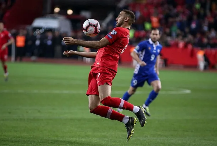 İngiliz basını Cenk Tosun’un performansını öne çıkardı