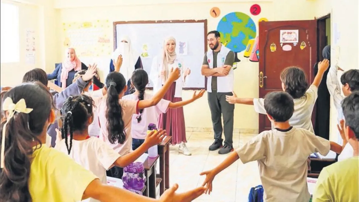 Gamze Özçelik, Mısır’da Gazzeli çocuklarla buluştu