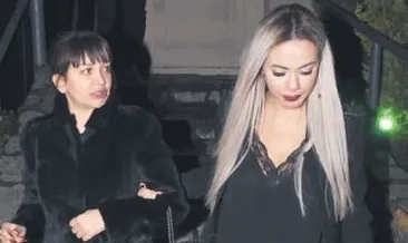 Arabaya yalnız binmek istemedi