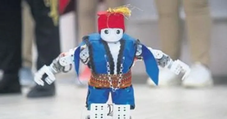 Robota harmandalı oynattılar