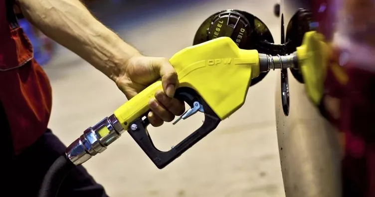 Bayiler benzin ve motorin fiyatları için güncelleme yaptı! Motorin ve benzin litre fiyatı 12 Haziran bugün ne kadar? İşte İstanbul dahil 3 büyükşehrin akaryakıt pompa fiyatları