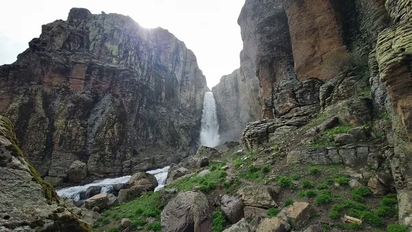 cir-selalesinde-ilkbahar-guzelligi-buyuledi-1652780883641.jpg