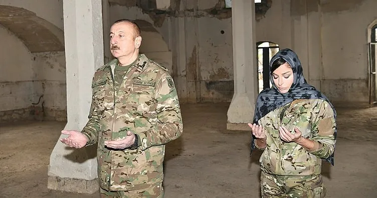 Aliyev ve eşinden örnek hareket