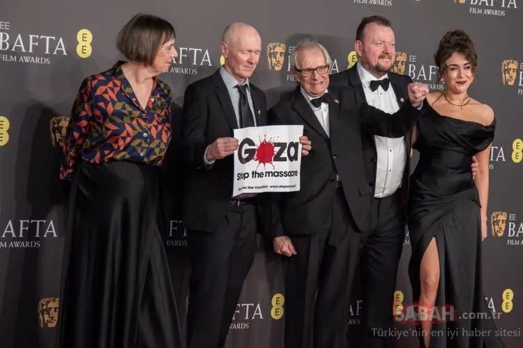Yönetmen Ken Loach BAFTA ödül törenine Gazze Katliamı Durdurun pankartı ile katıldı!