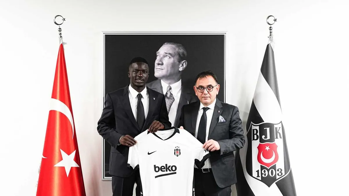 Beşiktaş’ın 201. yabancı futbolcusu Kassoum Ouattara Beşiktaş’ın 201. yabancı futbolcusu Kassoum Ouattara