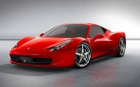 Ferrari laneti sürüyor...