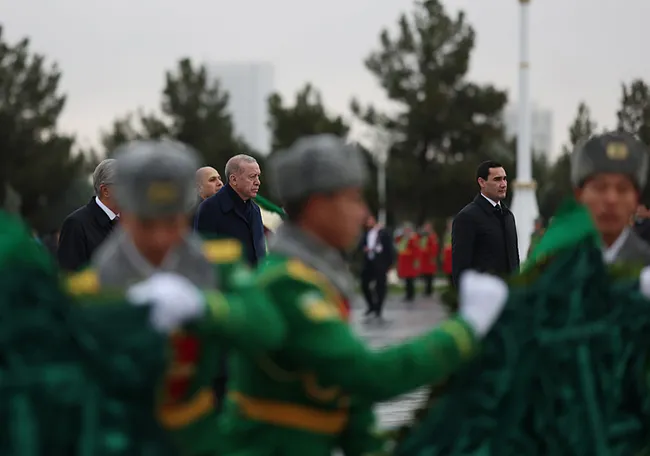 baskan-recep-tayyip-erdogan-biz-futbolun-asil-ve-temiz-ruhundan-yanayiz-1765619885109.jpeg Başkan Recep Tayyip Erdoğan: Biz, futbolun asil ve temiz ruhundan yanayız