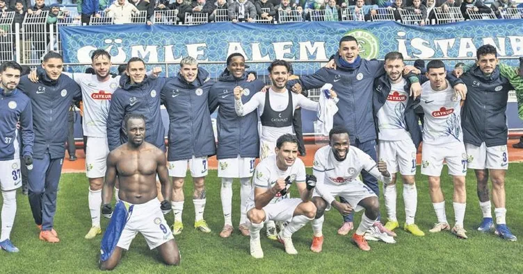 Çaykur Rizespor 3 golle nefes aldı