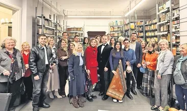 Notaların ardındaki dünya