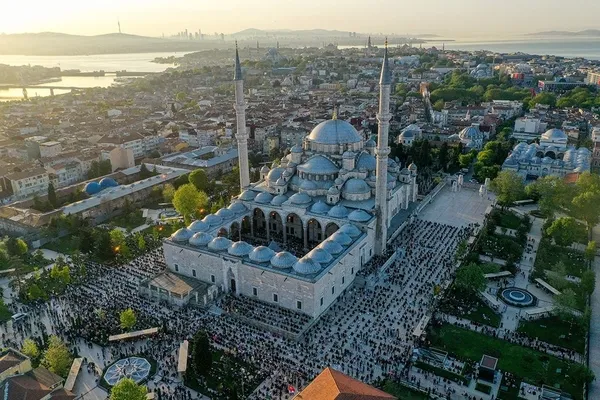 istanbul-valiliginden-ramazan-genelgesi-protokole-degil-ihtiyac-sahiplerine-oncelik-verin-1770803501318.jpg