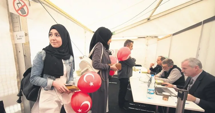 Seçim kavgası değil demokrasi şöleni