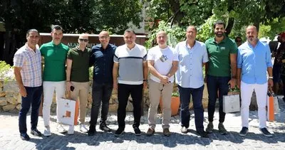 Alanya’da ’Turizm Zirvesi Toplantısı’ gerçekleştirildi