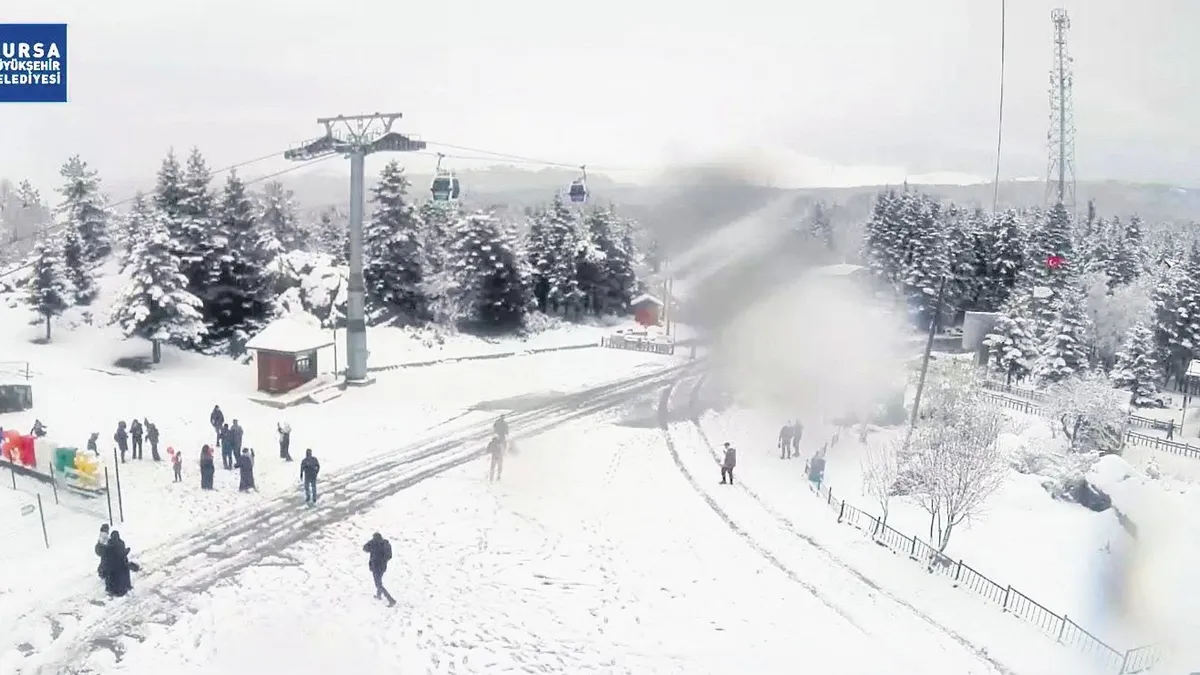Uludağ’da kar sürprizi