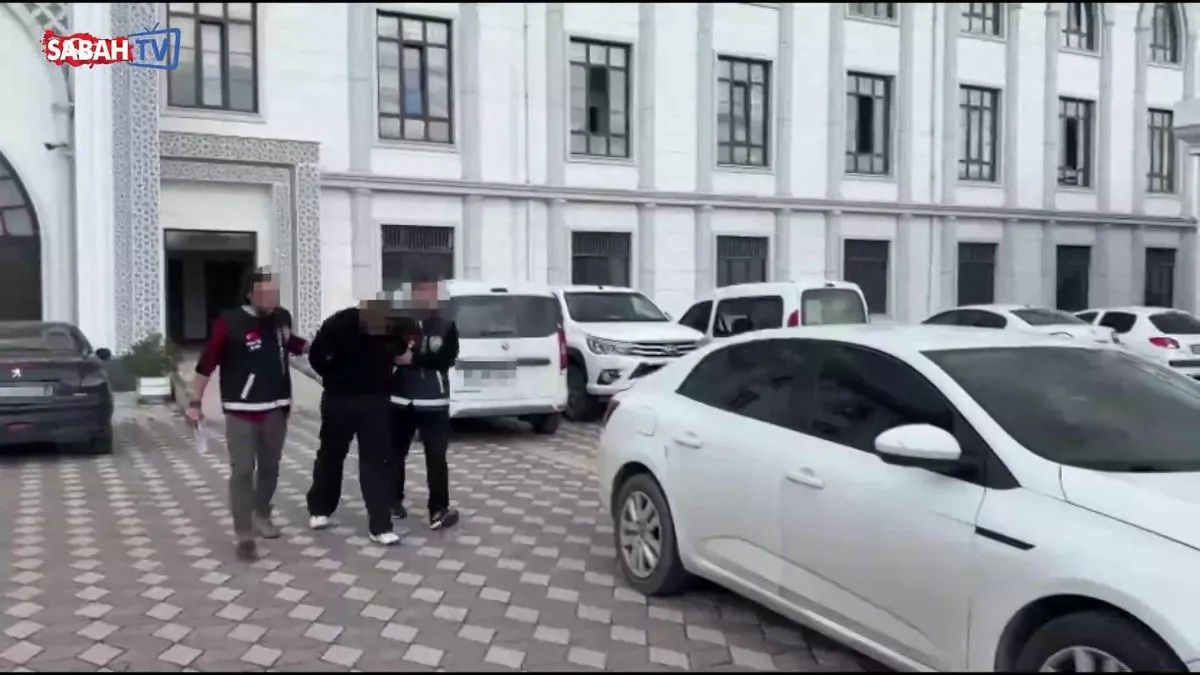Halkevi’ndeki silahlı çatışmada tutuklu sayısı 4’e yükseldi videosunu izle Halkevi’ndeki silahlı çatışmada tutuklu sayısı 4’e yükseldi videosunu izle