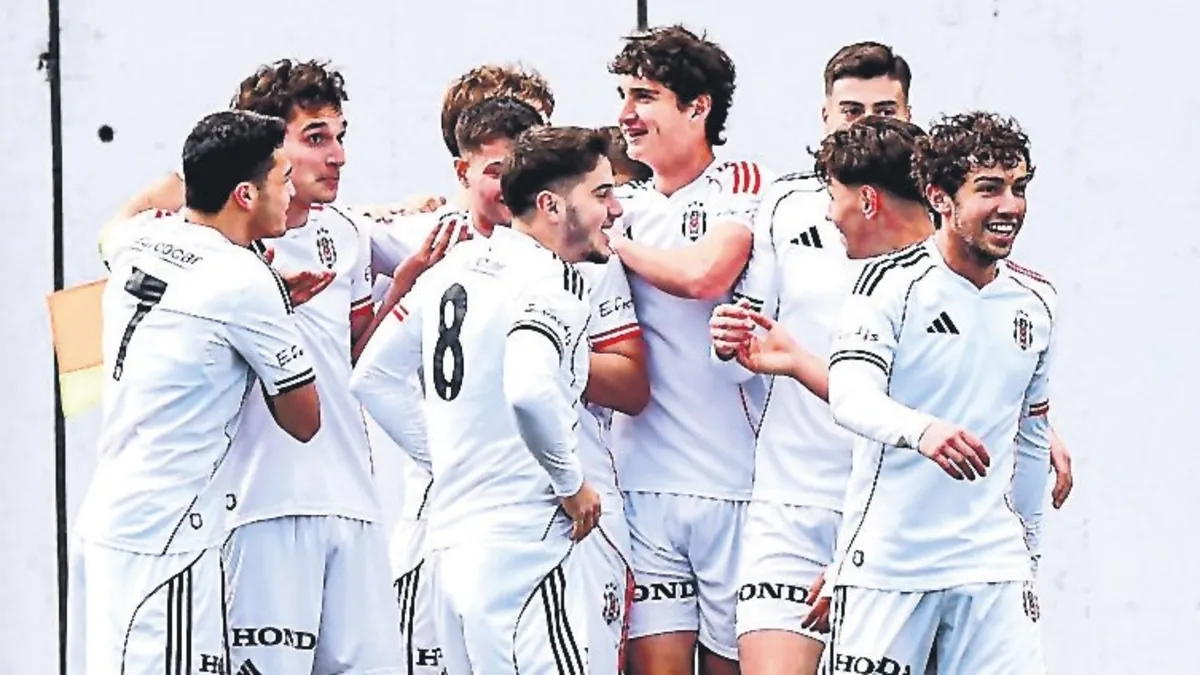 Gençler derbisinde gülen Beşiktaş oldu