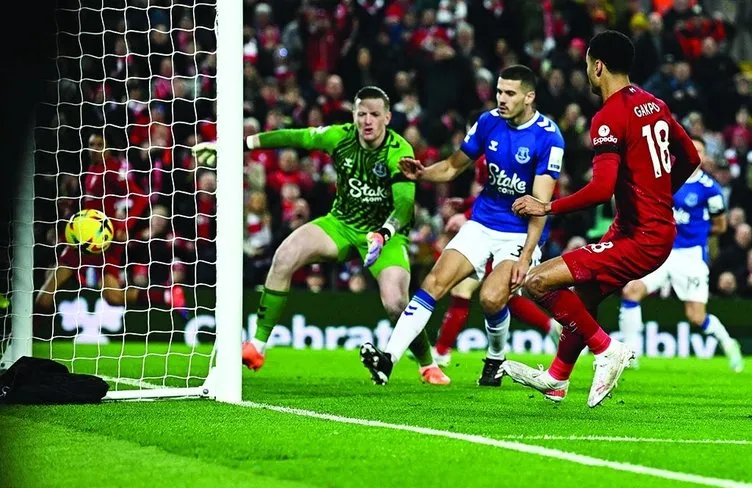 Liverpool Everton maçı canlı izle! İlk 11’ler belli oldu! İngiltere Premier Ligi Liverpool Everton maçı canlı yayın izle ekranı