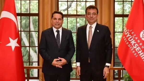 ekrem-imamoglunun-gozaltina-alinirken-ilk-goruntusu-ortaya-cikti-1742412128520.jpeg