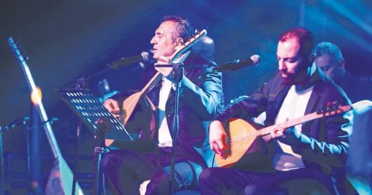 Kıbrıs’ta saz ve türkü dolu bir gece