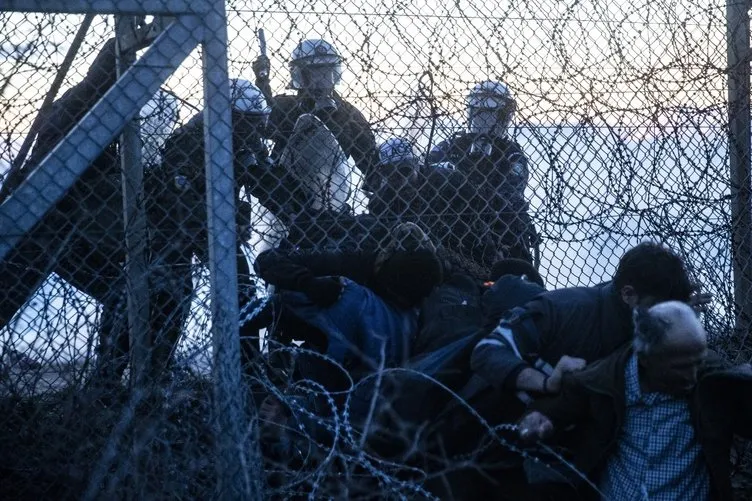 Avrupa basınından mülteci itirafı! AB sınırında insanlık batıyor