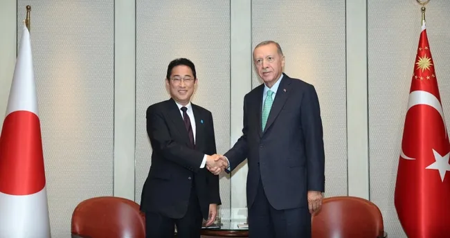 Başkan Erdoğan, Japonya Başbakanı Kişida Fumio’yu kabul etti Başkan Erdoğan, Japonya Başbakanı Kişida Fumio’yu kabul etti