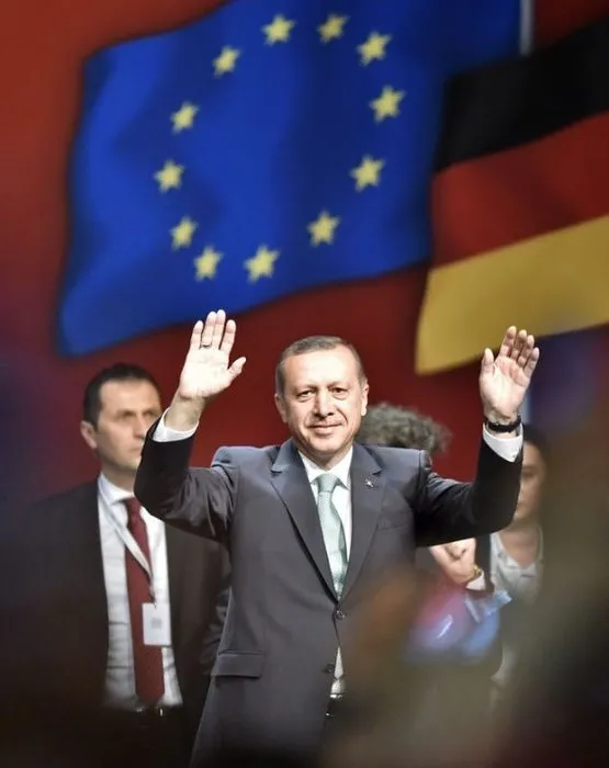 Başbakan Erdoğan’a  Almanya’da büyük sevgi seli