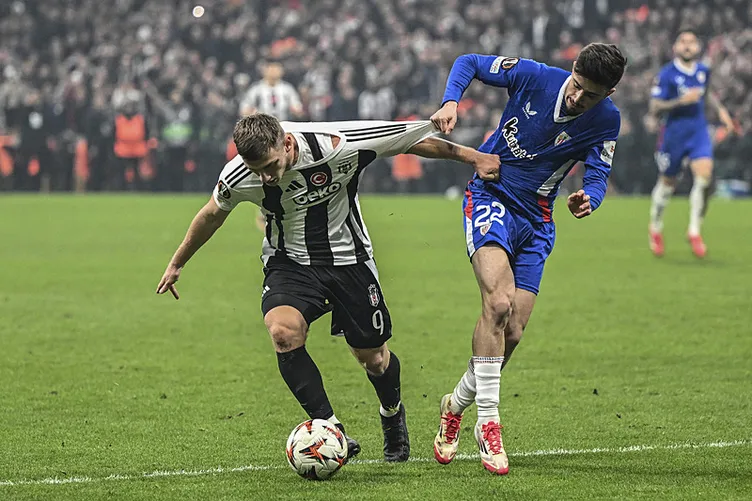 Son dakika transfer haberi: Beşiktaş’ın genç yıldızı Semih Kılıçsoy’a dev kanca! Eski defter yeniden açılıyor...
