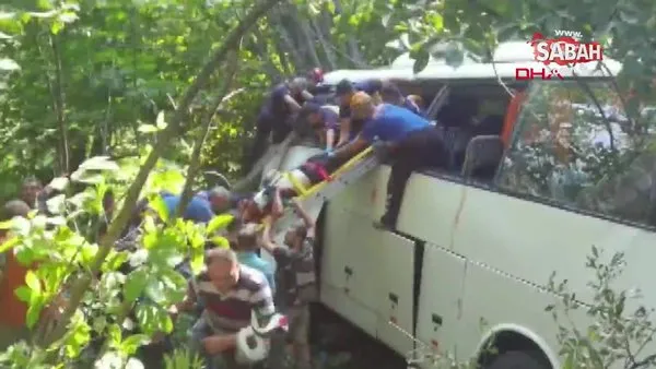SON DAKİKA! Bursa'da tur otobüsü devrildi! Ölü ve yaralılar var | Video