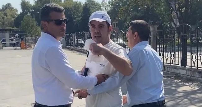 İmamoğlu’nu eleştiren vatandaşı darbettiler İmamoğlu’nu eleştiren vatandaşı darbettiler