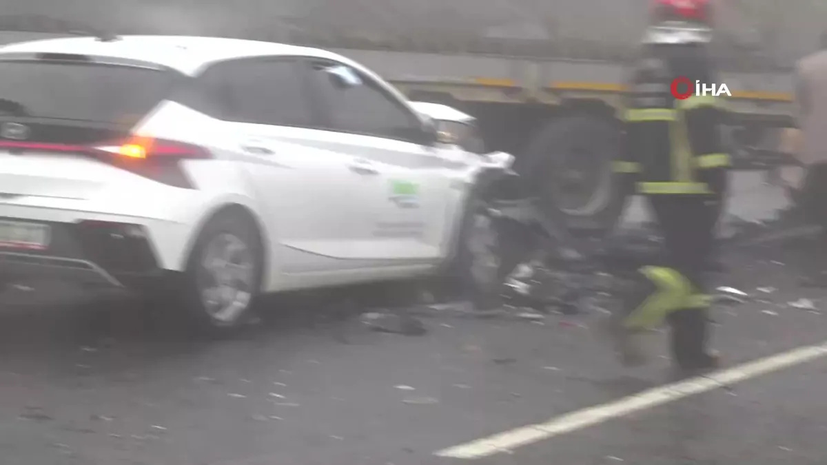 Gaziantep’te zincirleme kaza: 2 ölü, çok sayıda yaralı | Video videosunu izle Gaziantep’te zincirleme kaza: 2 ölü, çok sayıda yaralı | Video videosunu izle