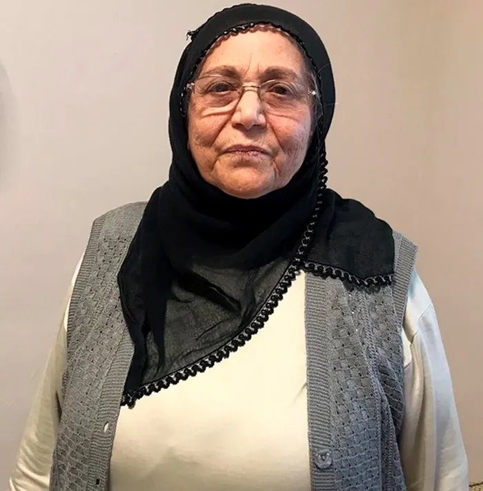 chpye-tepki-gosteren-mevlude-teyze-chp-doneminde-acliktan-oluyorduk-1658547678012.jpg Elazığ’daki heyete tepki gösteren Mevlüde Teyze: ‘CHP döneminde açlıktan ölüyorduk’