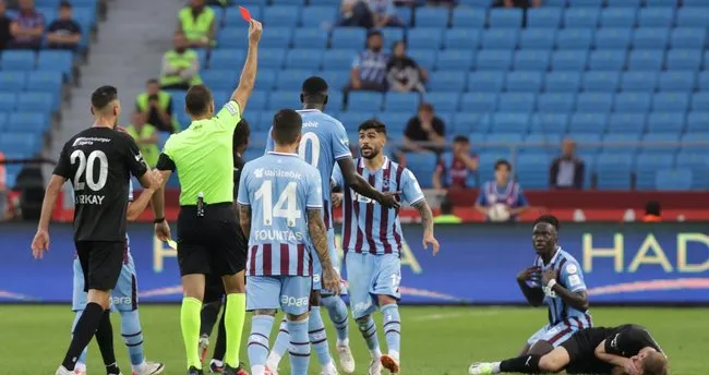 PFDK, Batista Mendy’nin kırmızı kartına yapılan itirazı reddetti PFDK, Batista Mendy’nin kırmızı kartına yapılan itirazı reddetti