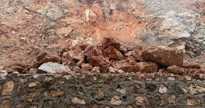 Isparta'da kaya tehlikesi! 37 kişi tahliye edildi #isparta