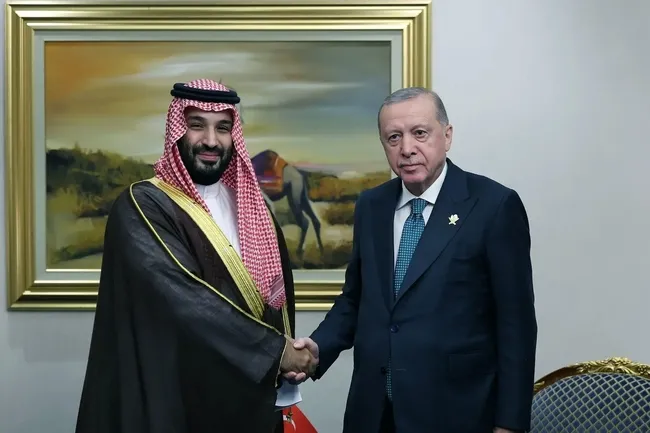 baskan-erdogandan-diplomasi-trafigi-pes-pese-kritik-temaslar-1772821077884.jpeg Başkan Erdoğan’dan diplomasi trafiği: Peş peşe kritik temaslar!