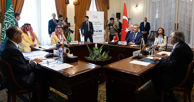 Dörtlü zirve Kahire’de toplandı: Gündemde ABD-İran anlaşması var