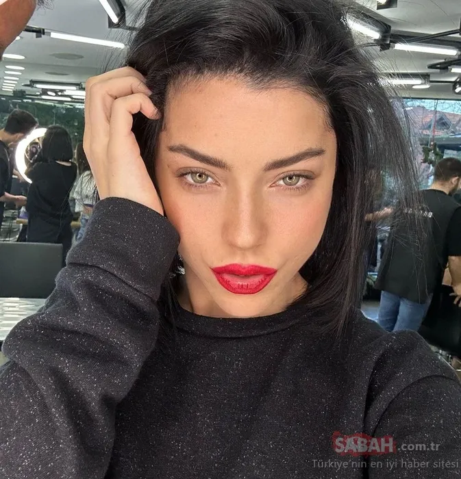 ‘Keçileri kaçırdı bu kız’ Merve Boluğur ‘yok artık’ dedirtti! Elinde alkol şişesiyle gezen Merve Boluğur yine şaşırtmayı başardı!