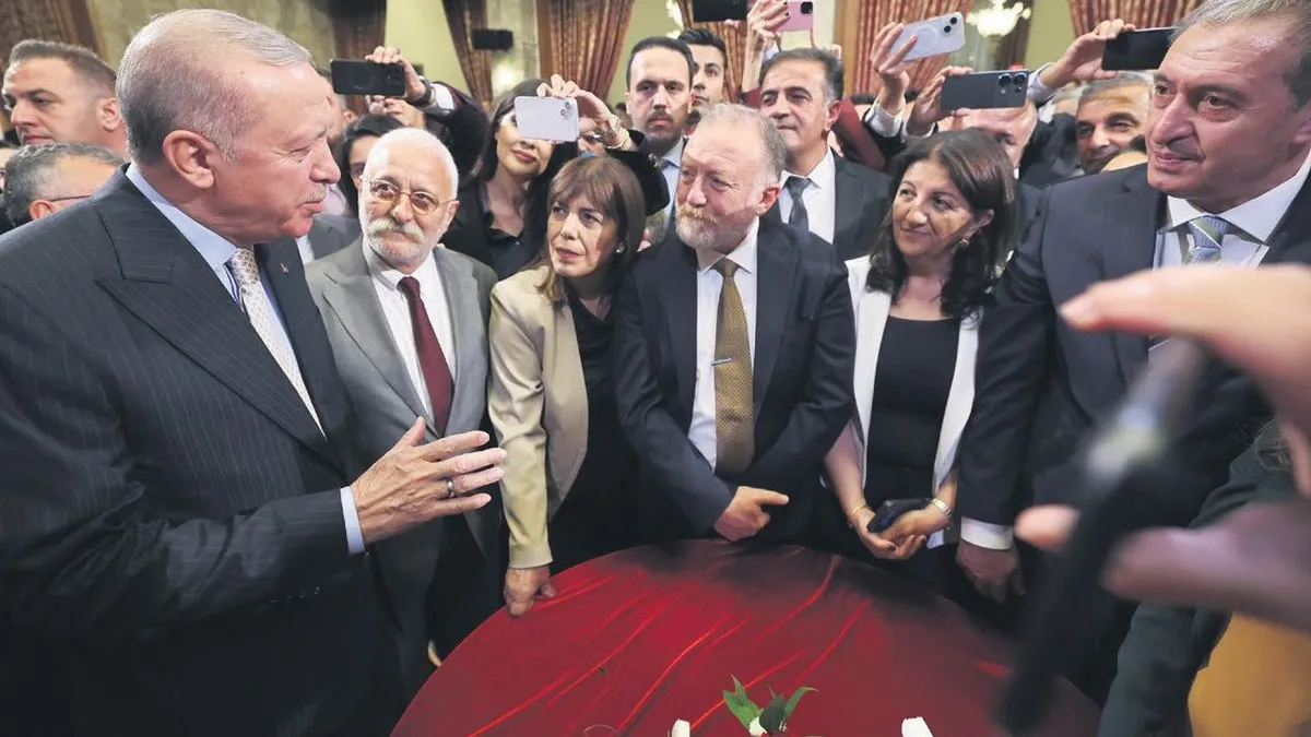 Başkan Erdoğan’dan Hatimoğulları’na alkış Başkan Erdoğan’dan Hatimoğulları’na alkış