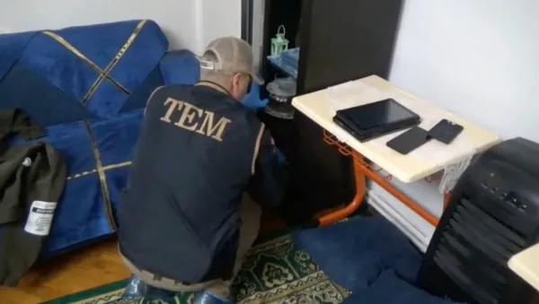 ozel-harekat-destekli-deas-operasyonu-6-gozalti-1792829251455.jpg