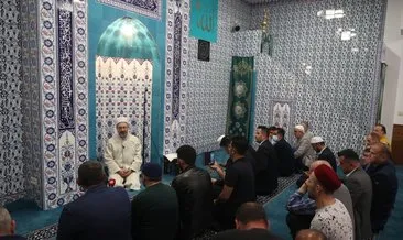 Diyanet İşleri Başkanı Erbaş, Belçika’da Vilvorde Rahman Camii’nde teravih namazı kıldırdı